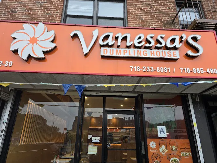 Vanessa's Dumpling House Picture 8