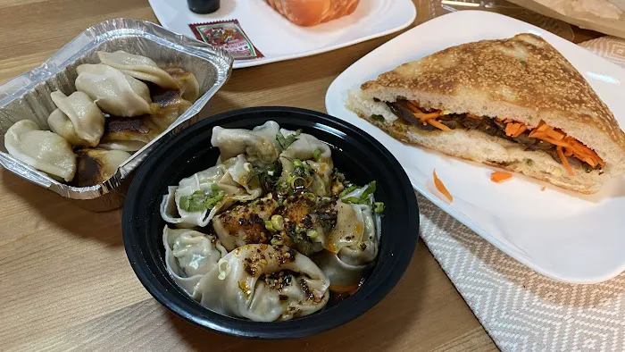 Vanessa's Dumpling House Picture 2