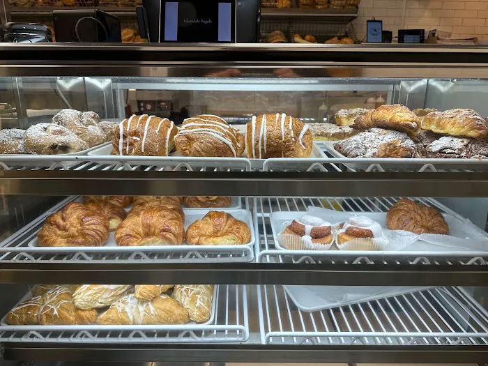 Glendale Bagels & Quality Deli Picture 10