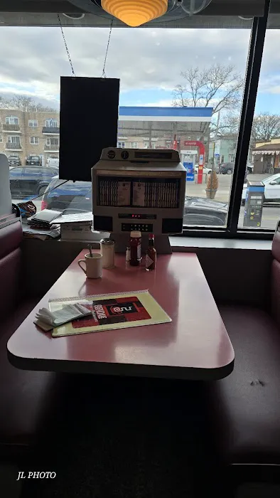 Glendale Diner Picture 3