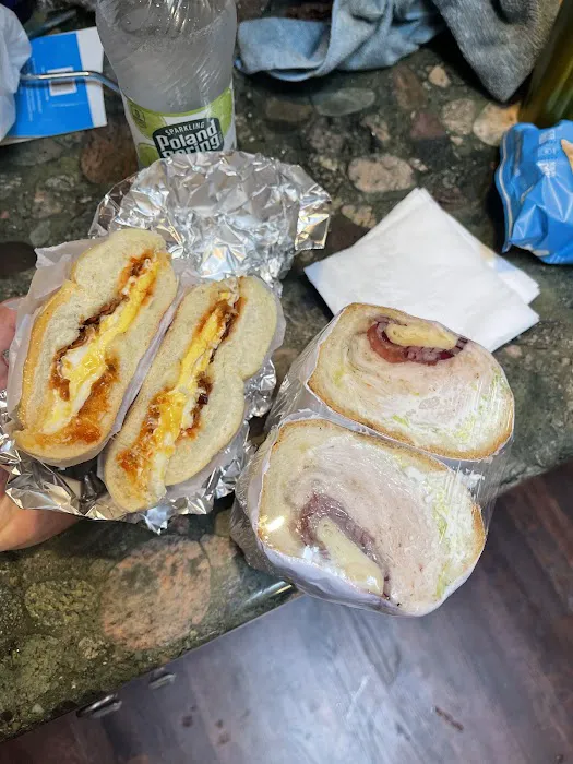Jesse's Gourmet Deli Picture 4