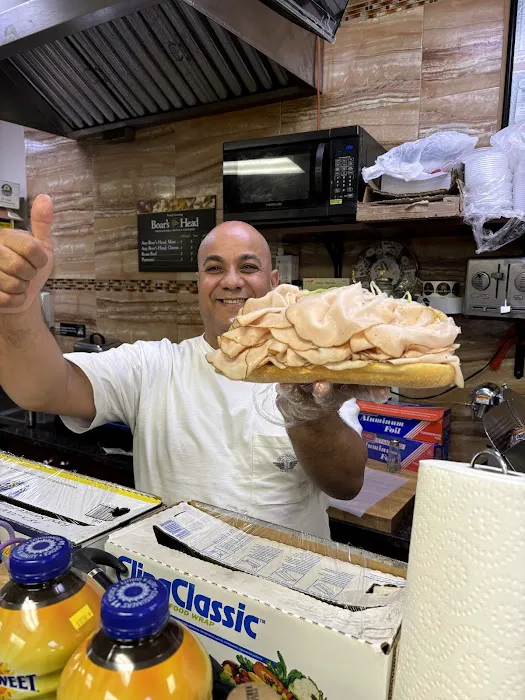 Jesse's Gourmet Deli Picture 10