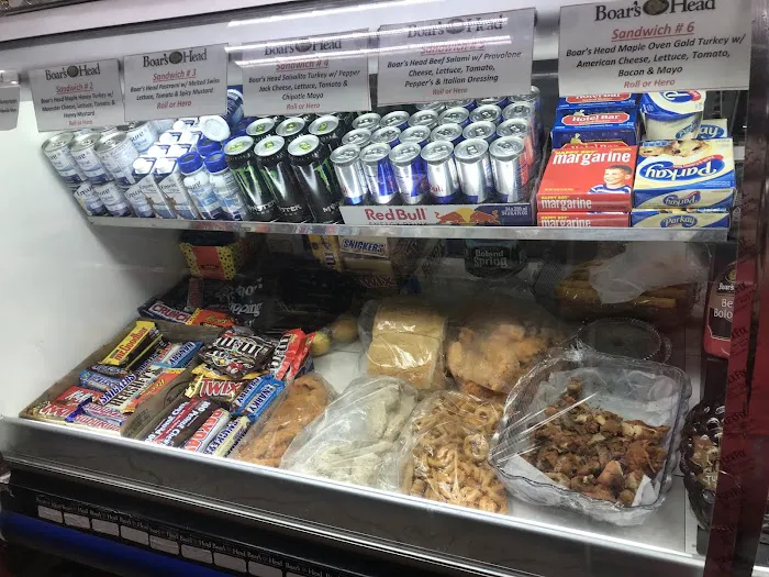Crown Heights Golden Deli Picture 6