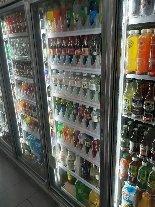 Peoples Deli & Grocery Picture 3