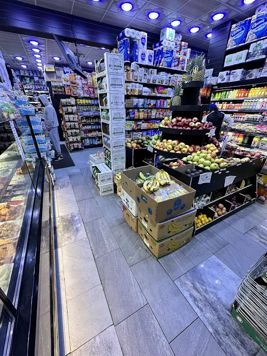 Peoples Deli & Grocery Picture 5