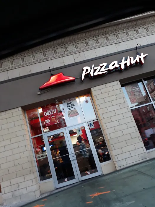 Pizza Hut Picture 2