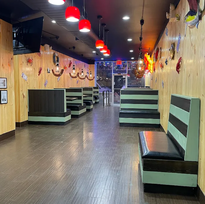 Juicy King Crab Express (Pitkin Ave.) Picture 6