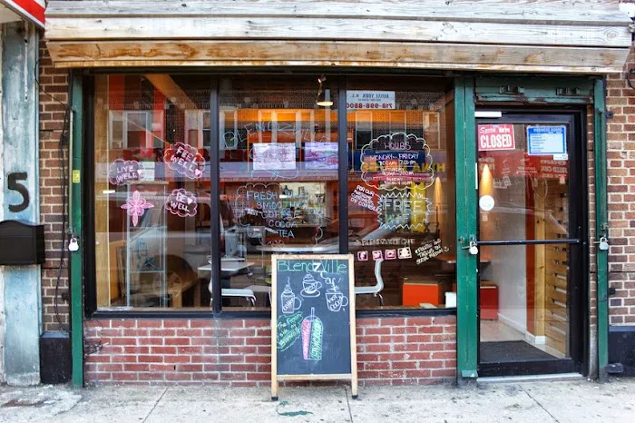Blendzville Cafe Picture 6