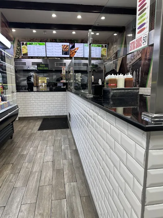 Halal Bros Grill Utica Picture 9