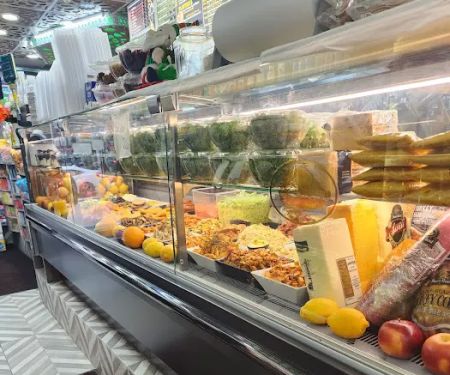 350 Utica Deli