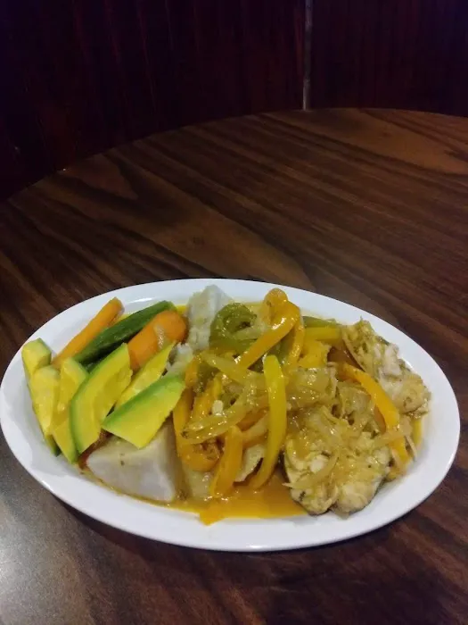 Tropiks Bar & Grill Picture 9