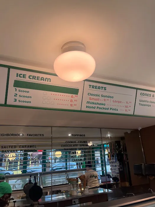 Heap's Ice Cream Picture 6
