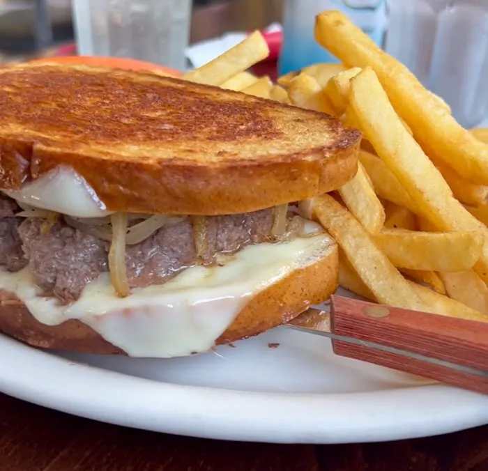 Grand Canyon Diner Picture 1