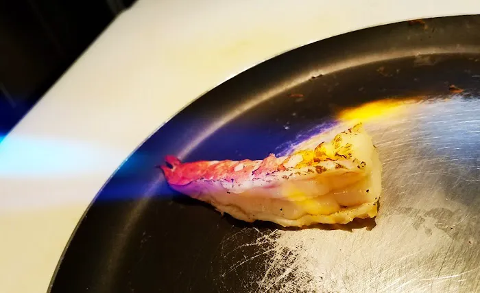 Daigo Sushi Roll Bar Picture 3