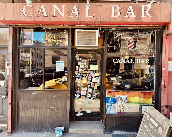 Canal Bar Picture 9