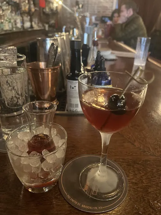 Clover Club Picture 7