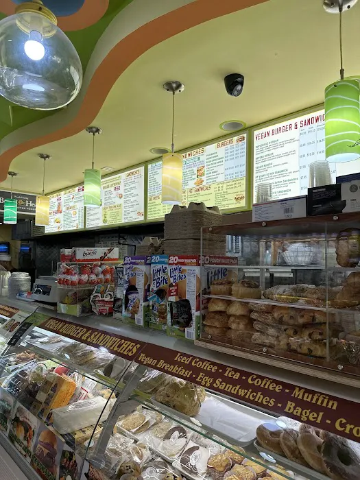 Tropic Deli & Grill Picture 2