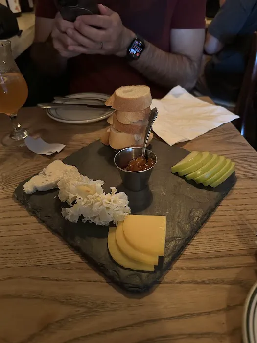 Black Mountain Wine House Picture 6