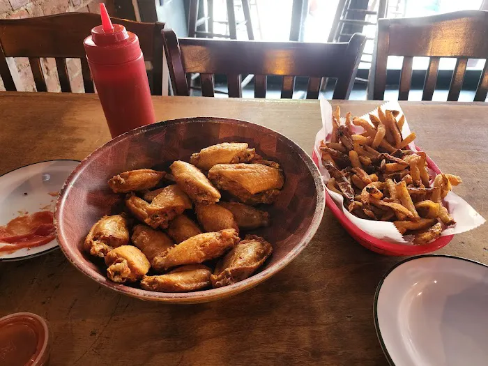 Wingbar Picture 10
