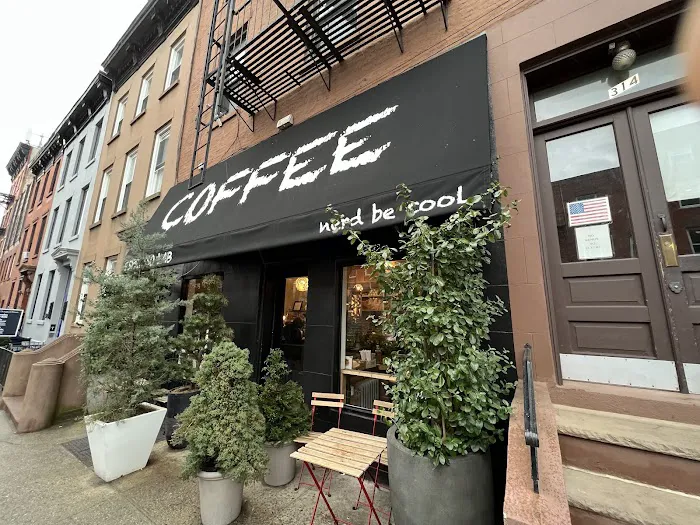 Nerd Be Cool - Coffee & Espresso Lab Picture 10