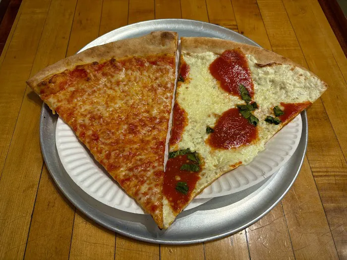 Smith Street Pizza Picture 2