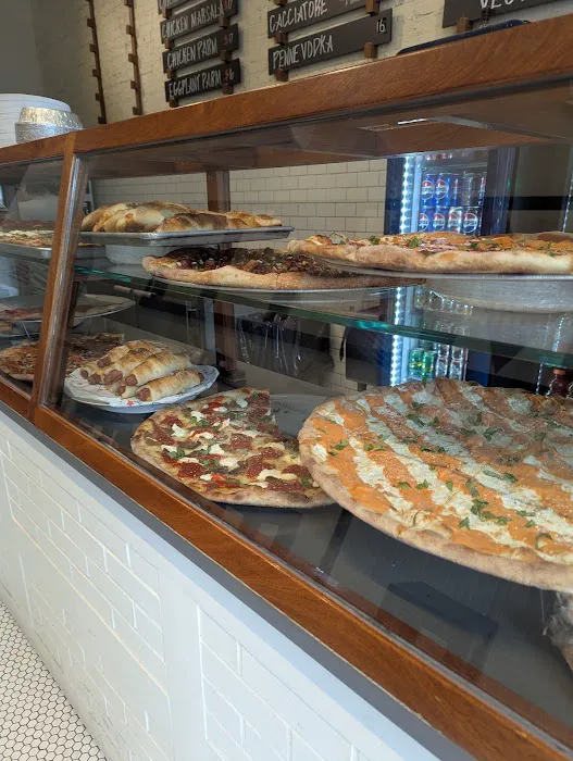 Smith Street Pizza Picture 10