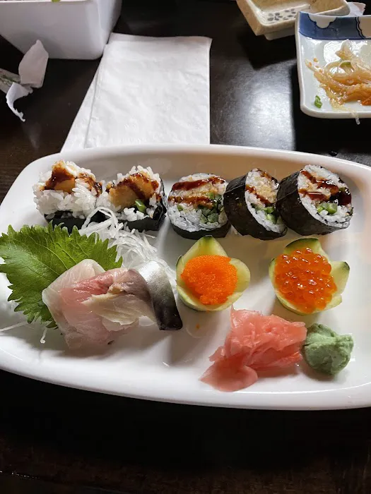 Natto hibachi and sushi Picture 5
