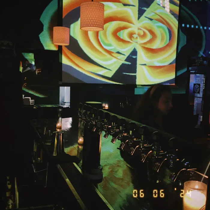 LoFI Bar Picture 1