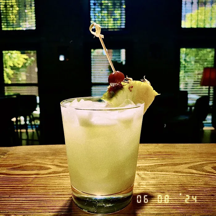 LoFI Bar Picture 7