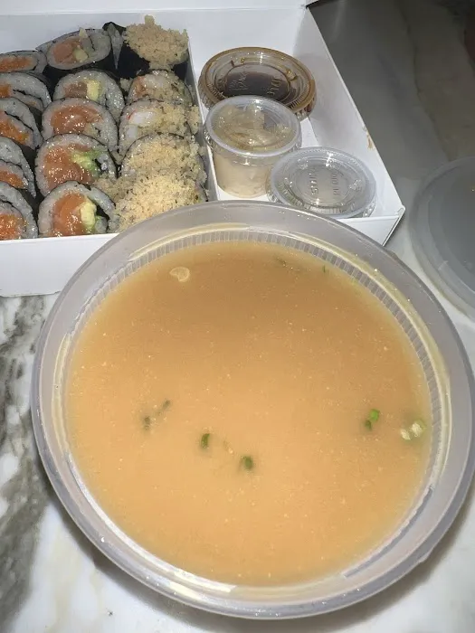DAIGO Sushi Roll Bar Picture 5