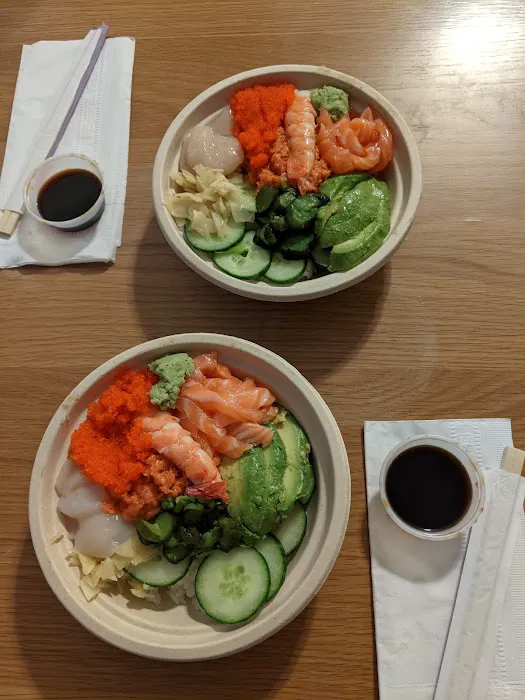 DAIGO Sushi Roll Bar Picture 3