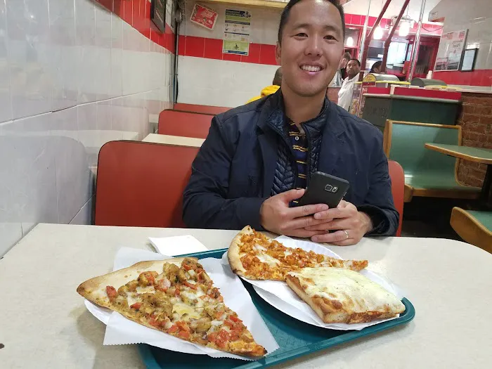 The Best Joe's Pizza of Park Slope Picture 3