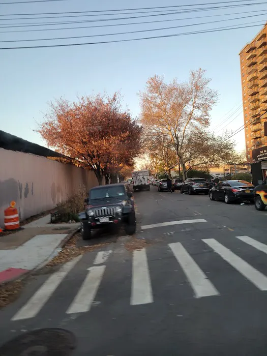Mia Deli Grocery Llc Picture 7