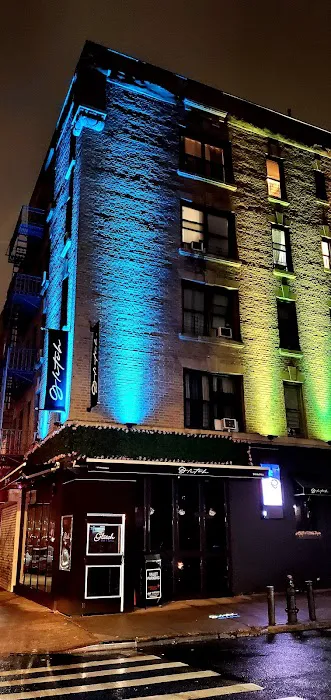 glitch bar and grill Picture 3