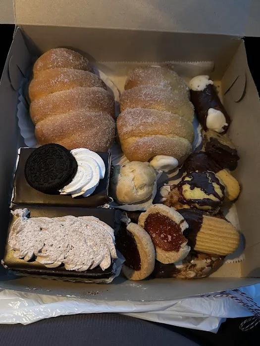 Morrone Pastry Shop & Cafe Picture 6