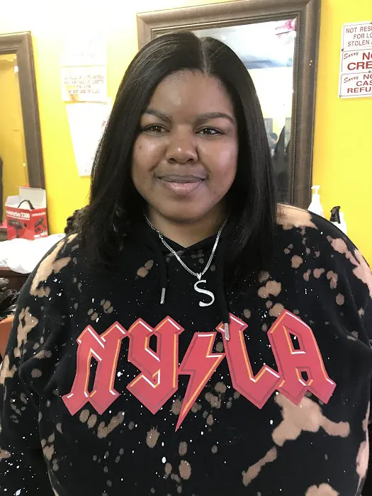 187 Park Ave Deli Grocery Picture 2