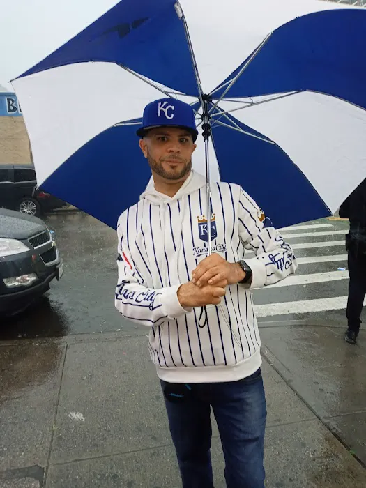 187 Park Ave Deli Grocery Picture 3