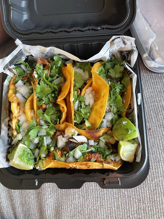 Los Locos Tacos Picture 10