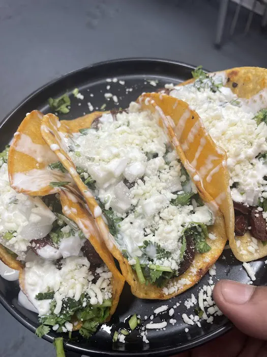 Los Locos Tacos Picture 9