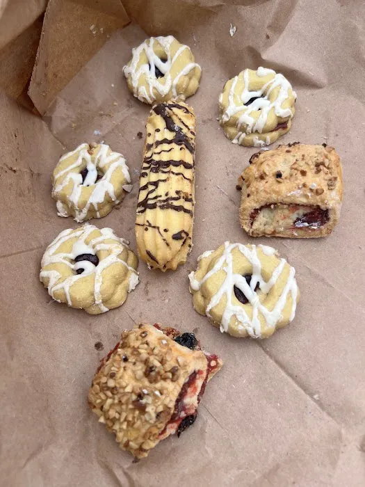 Addeo & Sons Bakery Picture 4