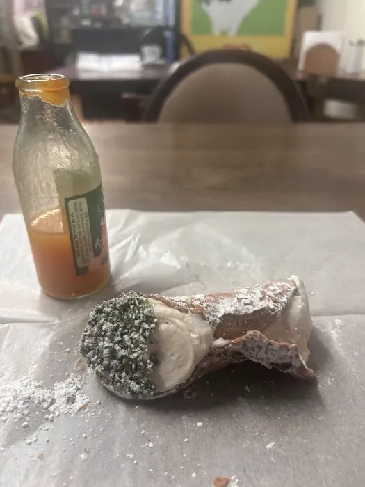 Gino's Pastry Shop & Cafe Picture 2