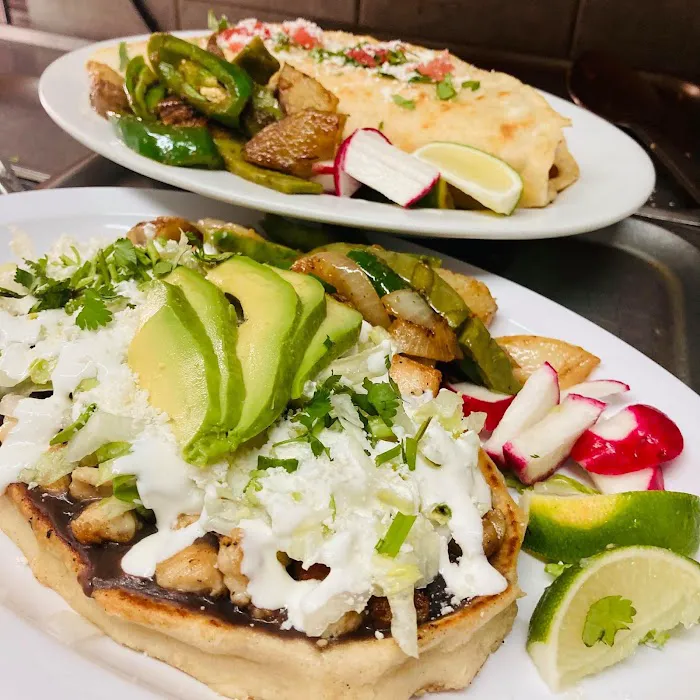 Tacos la Morena Restaurant Picture 10