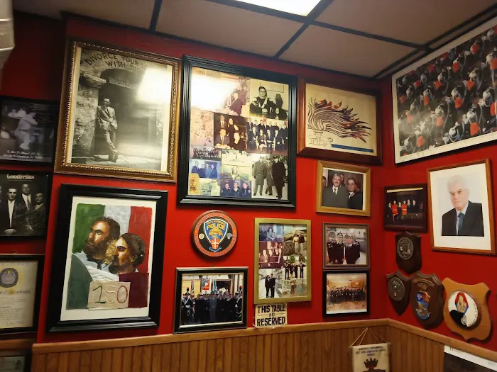 Ivana's Pizzeria Picture 7