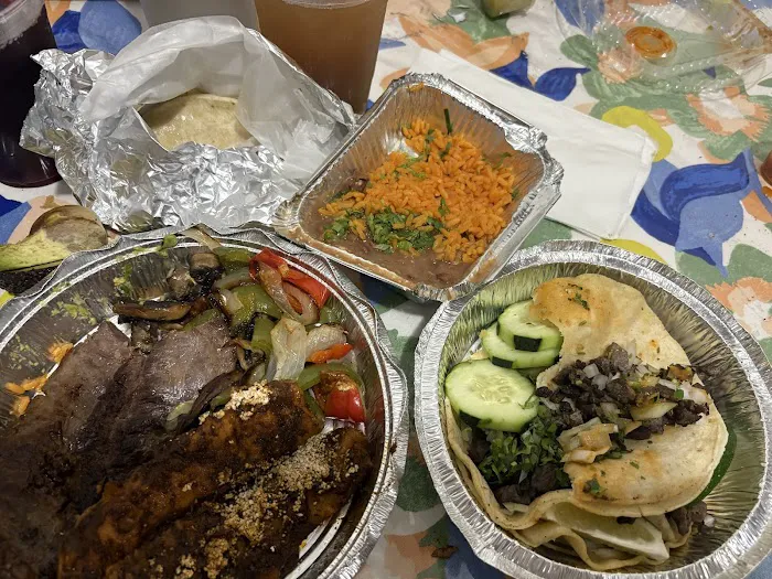 Armando’s Tacos Picture 9