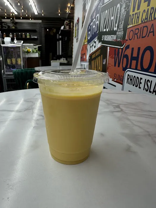 Organic sallate fruit & juice Picture 8