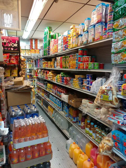 Emely Deli Grocery Picture 2