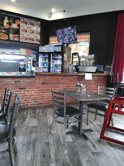 Fiesta Lounge and Restaurant Picture 3