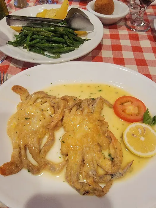 Lee's Restaurant Picture 5