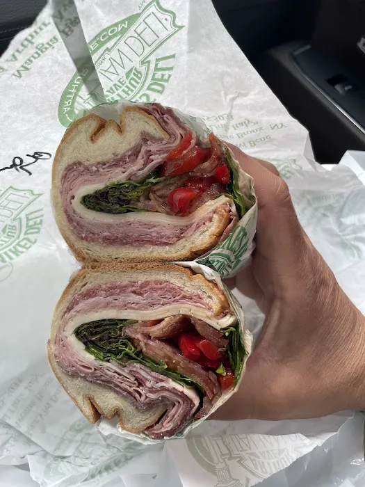 Mikes Deli Picture 3