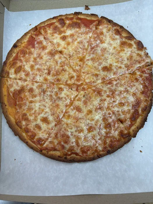 Mezza Luna Pizza Picture 10